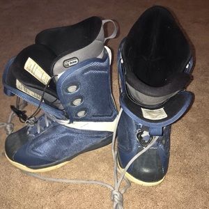 snowboard boots
